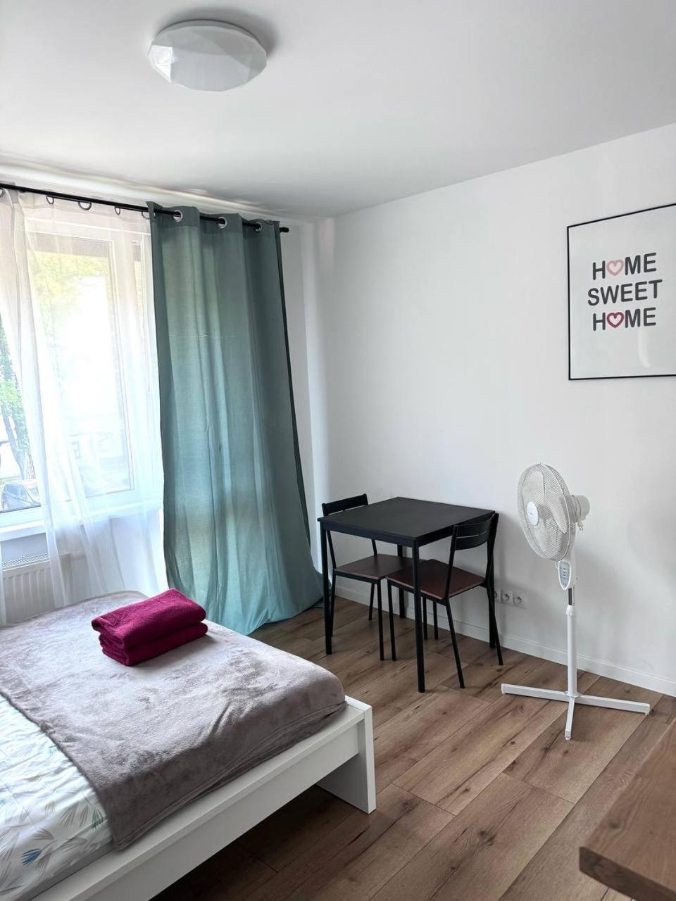 Quiet Apartment Near The Park, Metro, Centre, Wi-Fi - By Hik Apartments وارسو المظهر الخارجي الصورة